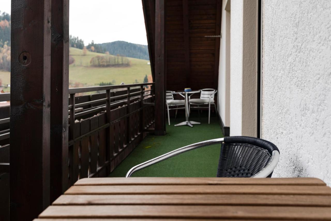 Apartamento HAUS IRENE gemütlich moderner Schwarzwald Baiersbronn Exterior foto
